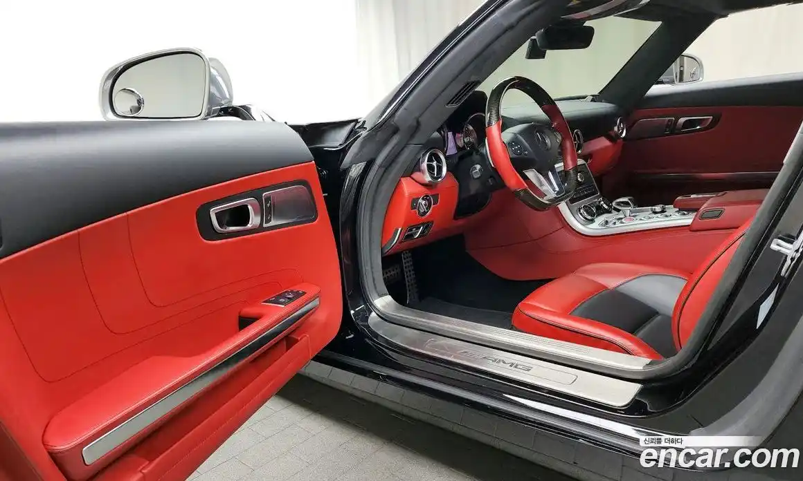 Mercedes-Benz SLS AMG 2012 6.2 Автомат в Москве № 140198, фото 10
