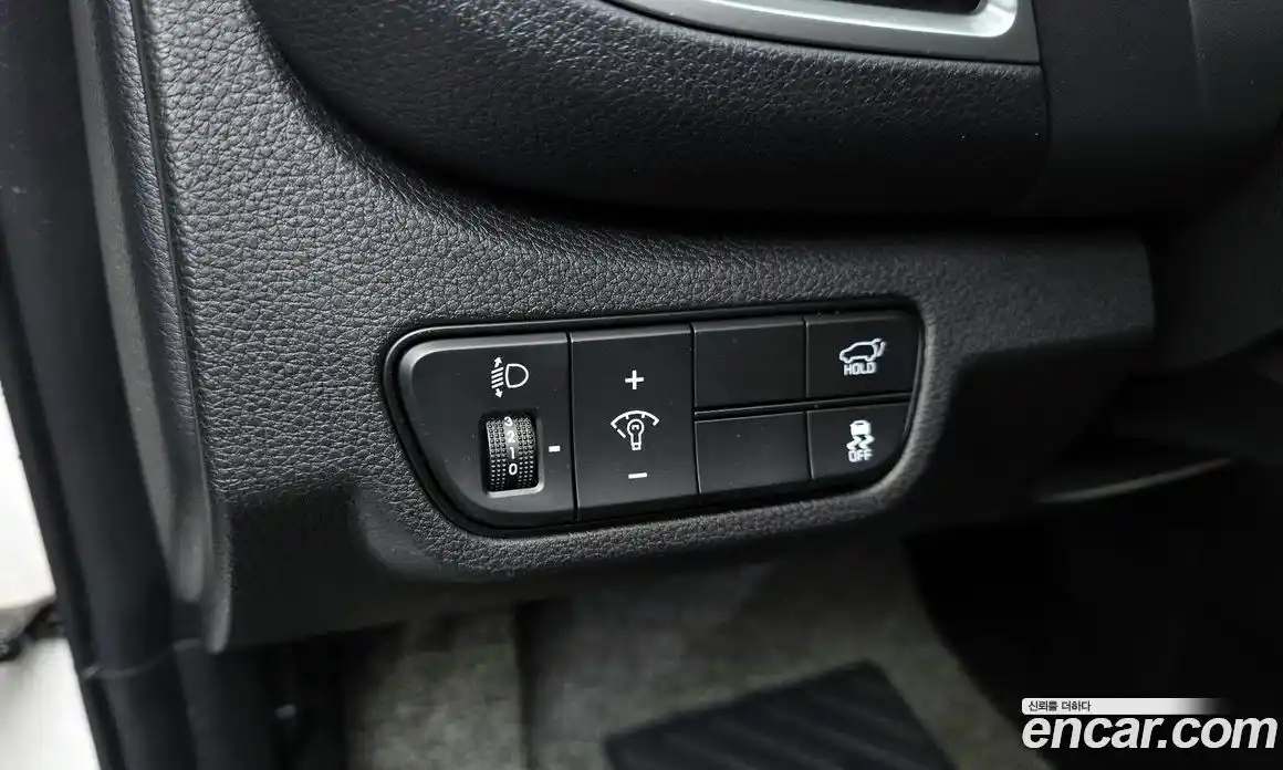 Kia Seltos 2023 1.6 Автомат в Москве № 14189, фото 12