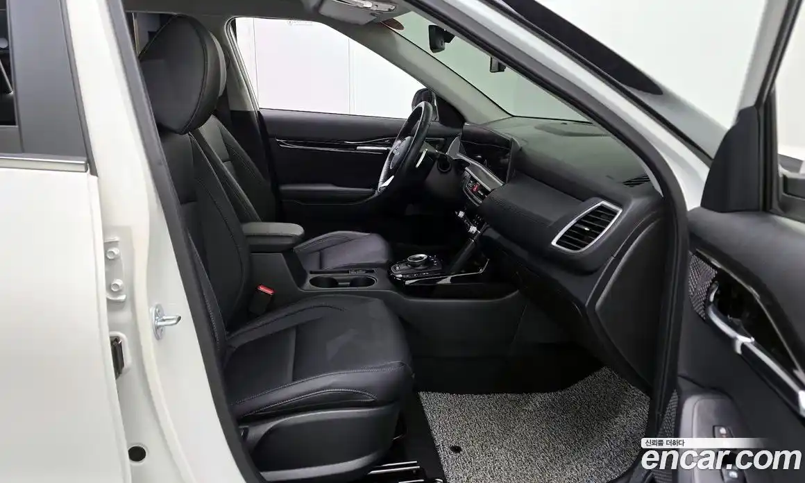 Kia Seltos 2023 1.6 Автомат в Москве № 14189, фото 5