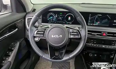 Kia Seltos 2023 1.6 Автомат в Москве № 14189, миниатюра 6