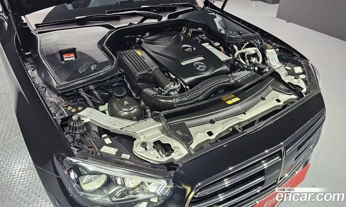 Mercedes-Benz E-Class 2021 2.0 Автомат в Москве № 142384, фото 16