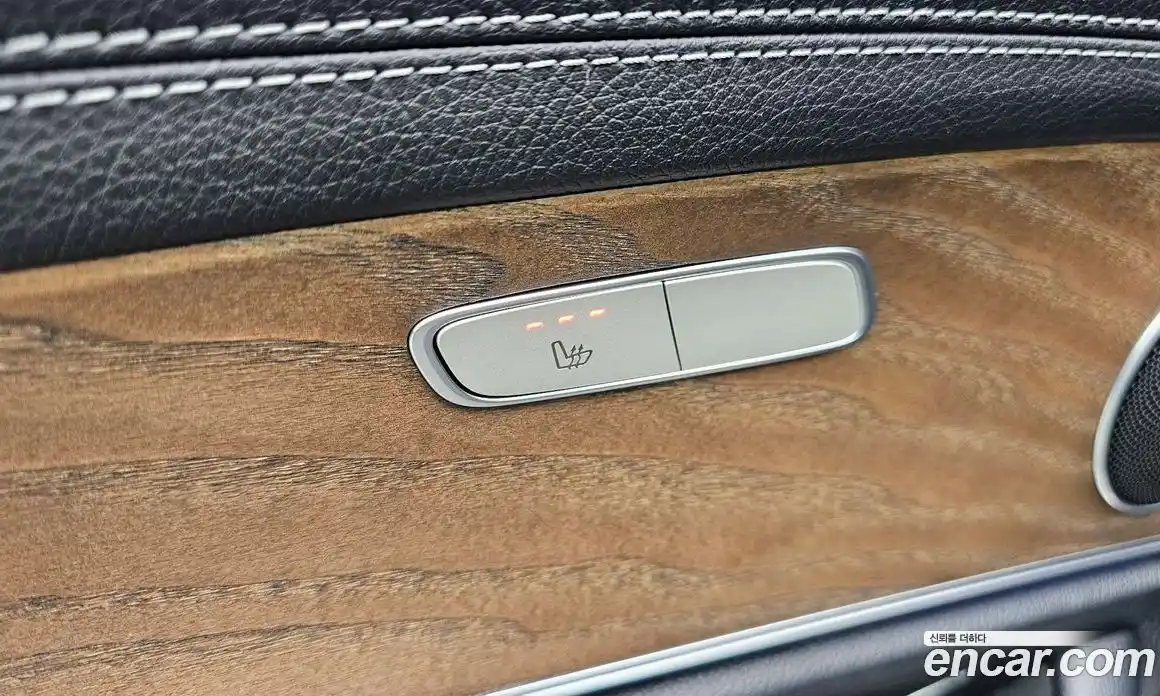 Mercedes-Benz E-Class 2021 2.0 Автомат в Москве № 142384, фото 18