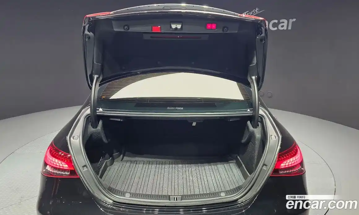 Mercedes-Benz E-Class 2021 2.0 Автомат в Москве № 142384, фото 6