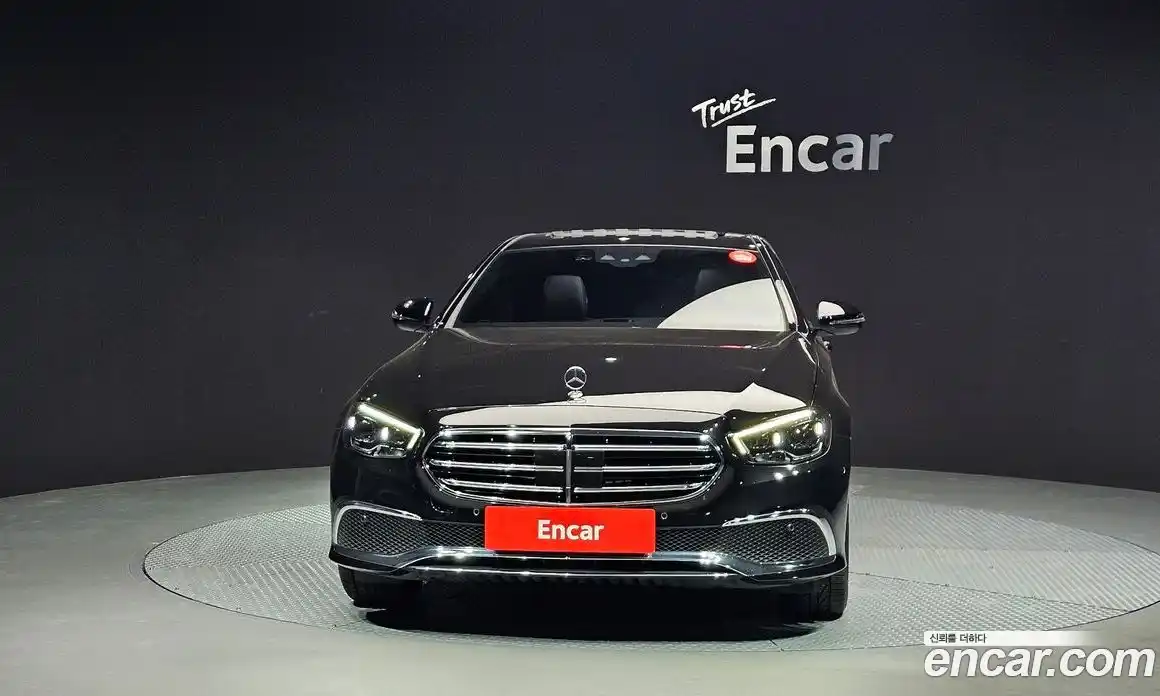 Mercedes-Benz E-Class 2021 2.0 Автомат в Москве № 142384, фото 9