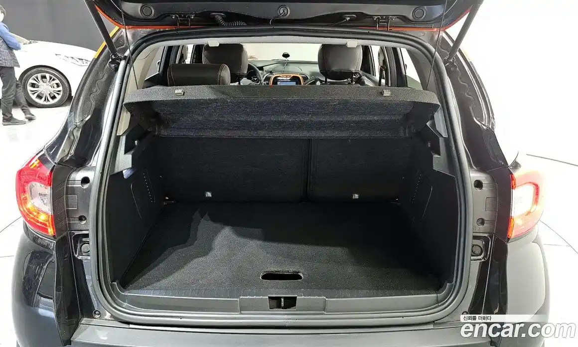 Renault QM3 2015 1.5 Автомат в Москве № 147335, фото 12