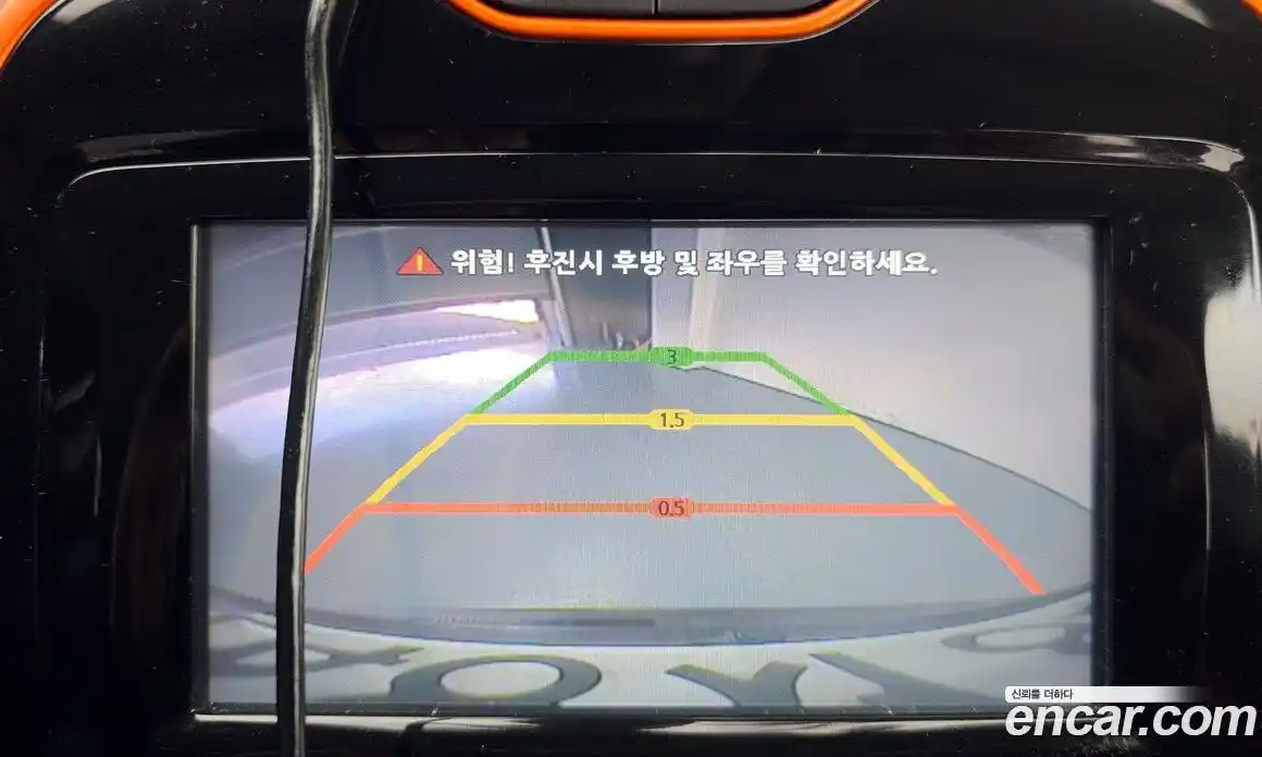 Renault QM3 2015 1.5 Автомат в Москве № 147335, фото 17