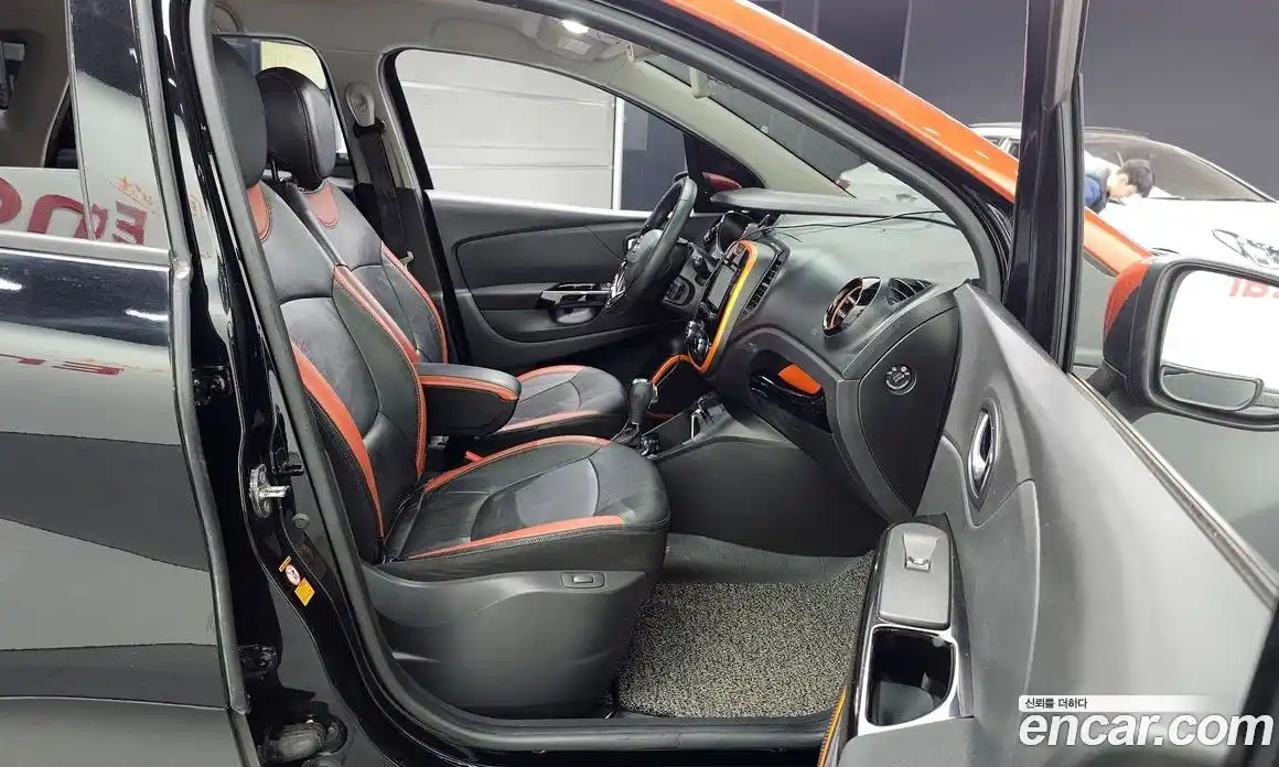 Renault QM3 2015 1.5 Автомат в Москве № 147335, фото 6