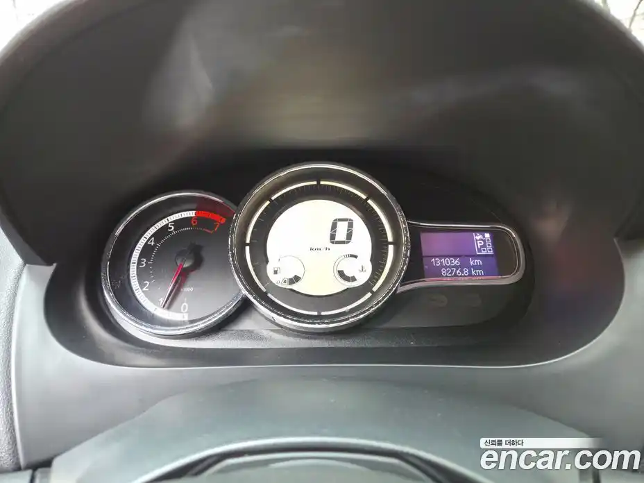 Renault SM3 2016 1.6 Автомат в Москве № 148693, фото 11