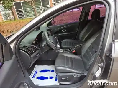 Renault SM3 2016 1.6 Автомат в Москве № 148693, миниатюра 7