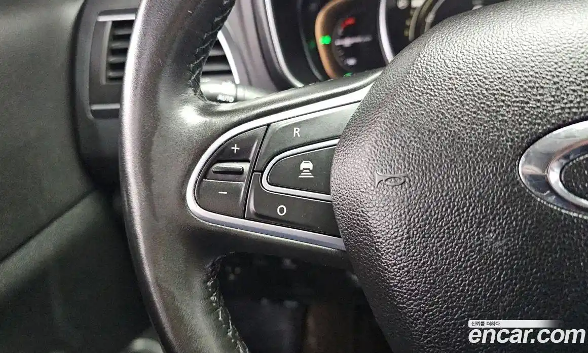 Renault QM6 2023 2.0 Автомат в Москве № 149759, фото 17