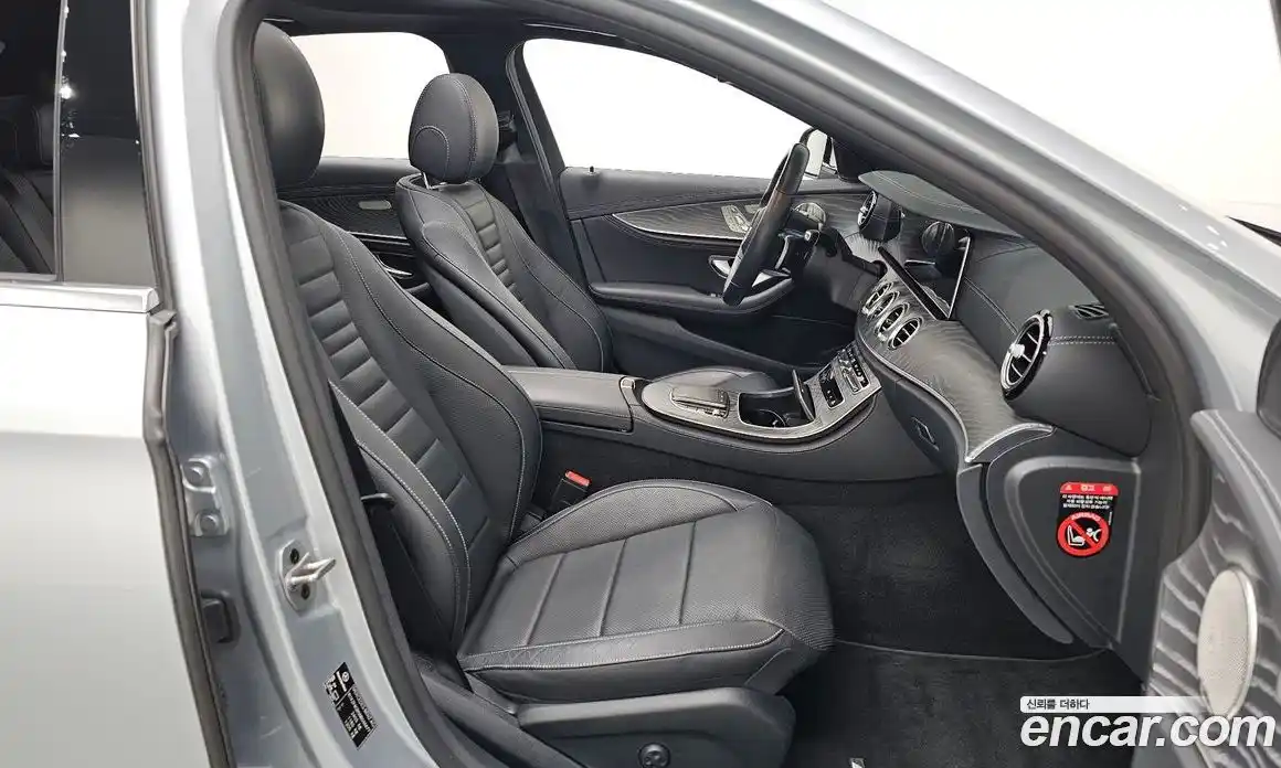 Mercedes-Benz E-Class 2022 2.0 Автомат в Москве № 149800, фото 14