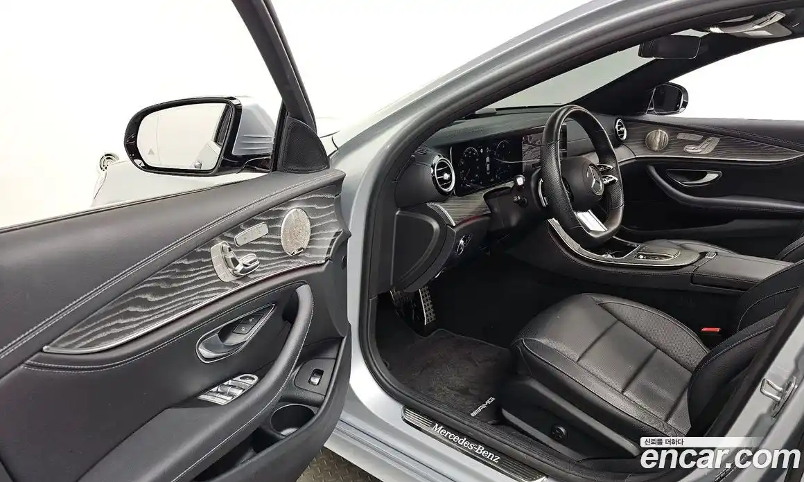 Mercedes-Benz E-Class 2022 2.0 Автомат в Москве № 149800, фото 9