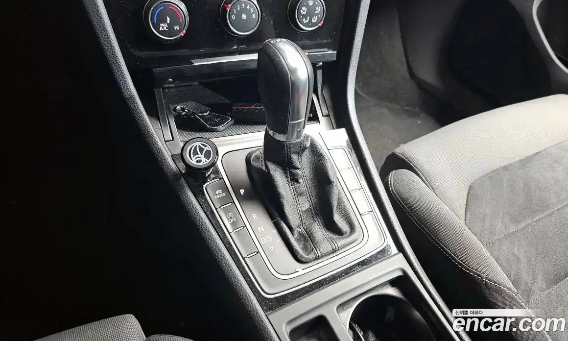 Volkswagen Golf 2014 1.6 Автомат в Москве № 153832, фото 20