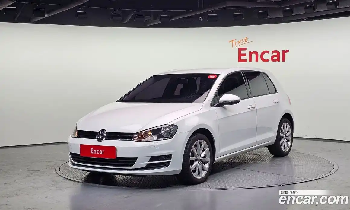 Volkswagen Golf 2014 1.6 Автомат в Москве № 153832, фото 4