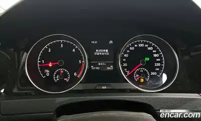 Volkswagen Golf 2014 1.6 Автомат в Москве № 153832, миниатюра 7