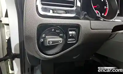 Volkswagen Golf 2014 1.6 Автомат в Москве № 153832, миниатюра 10