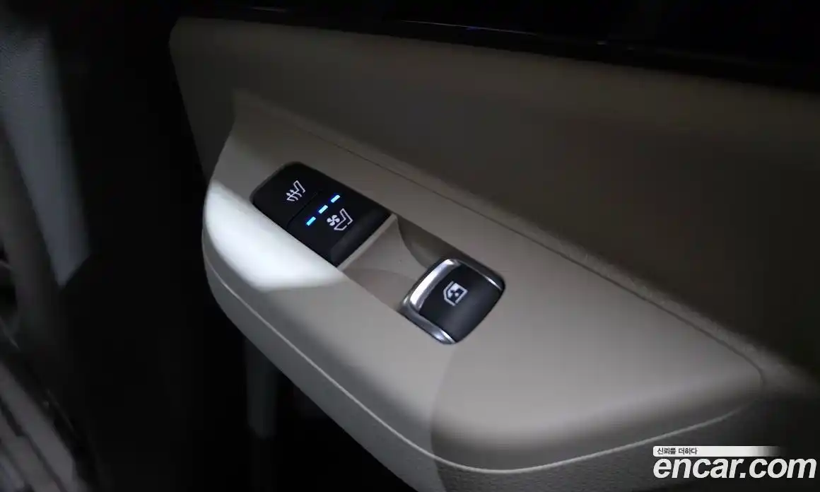 Kia Canival 2025 3.5 Автомат в Москве № 15431, фото 17