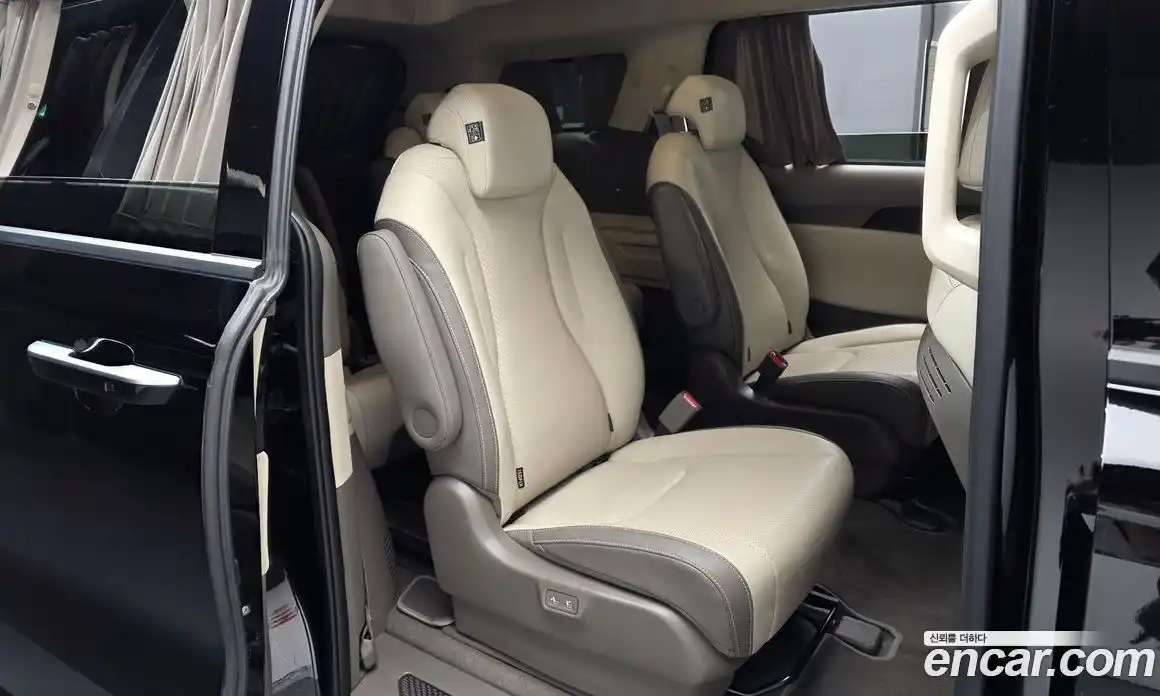 Kia Canival 2025 3.5 Автомат в Москве № 15431, фото 18