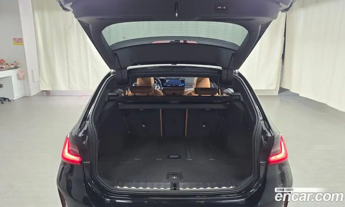 BMW 3-Series 2023 2.0 Автомат в Москве № 155214, фото 6