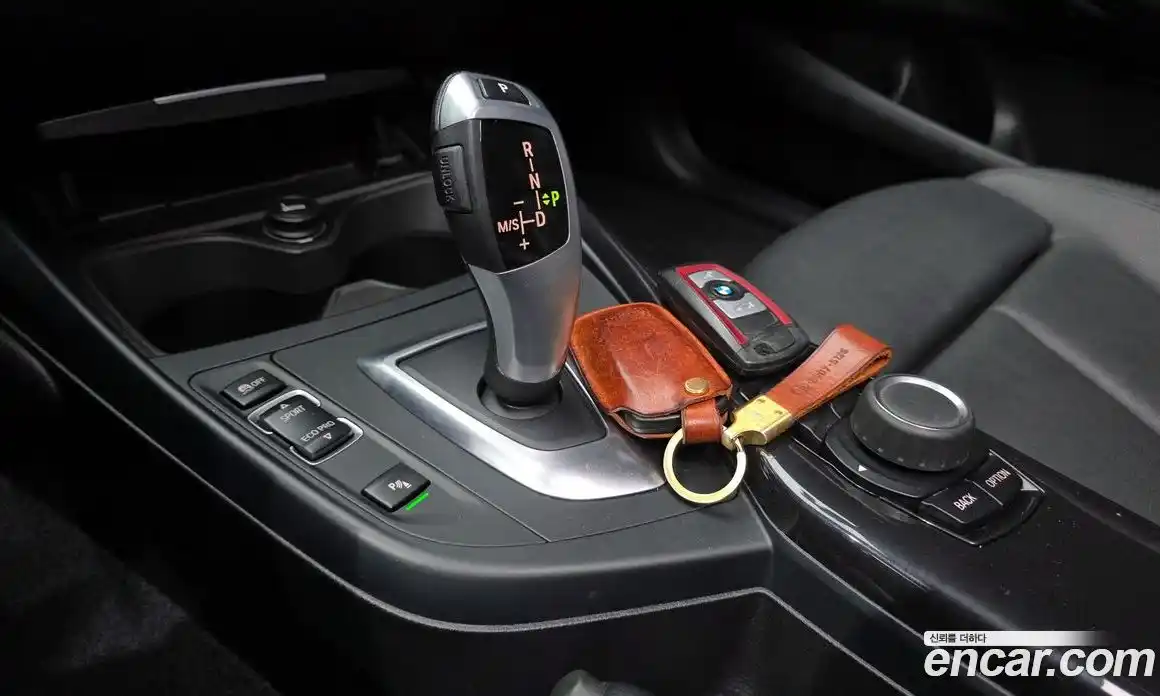 BMW 1-Series 2015 2.0 Автомат в Москве № 157434, фото 13