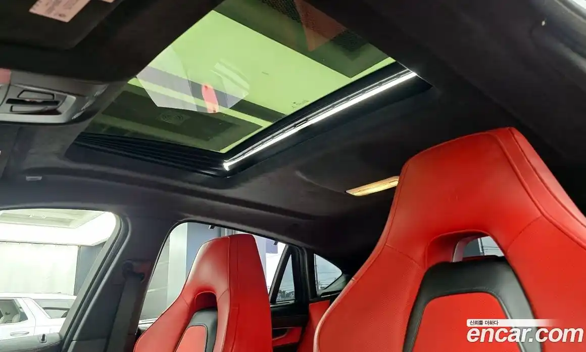 BMW X6M 2017 4.4 Автомат в Москве № 158637, фото 17