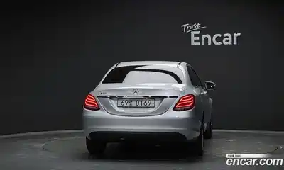 Mercedes-Benz C-Class 2017 2.0 Автомат в Москве № 161801, миниатюра 3
