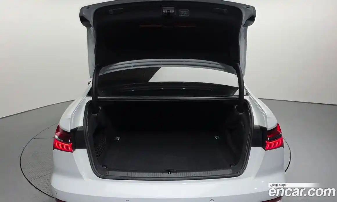 Audi A6 2023 2.0 Автомат в Москве № 162368, фото 6