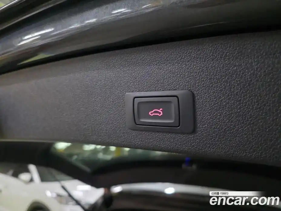 Audi SQ5 2015 3.0 Автомат в Москве № 162657, фото 17