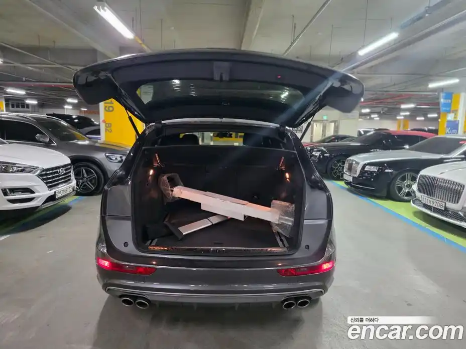 Audi SQ5 2015 3.0 Автомат в Москве № 162657, фото 6