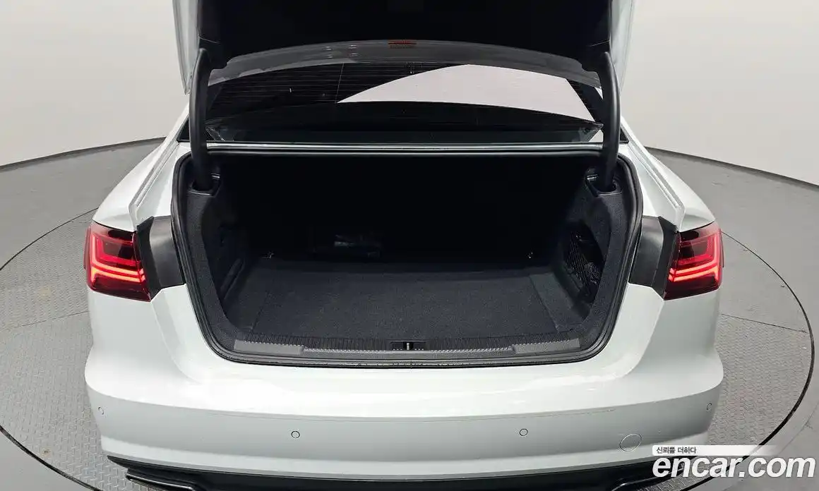 Audi A6 2018 2.0 Автомат в Москве № 163608, фото 17