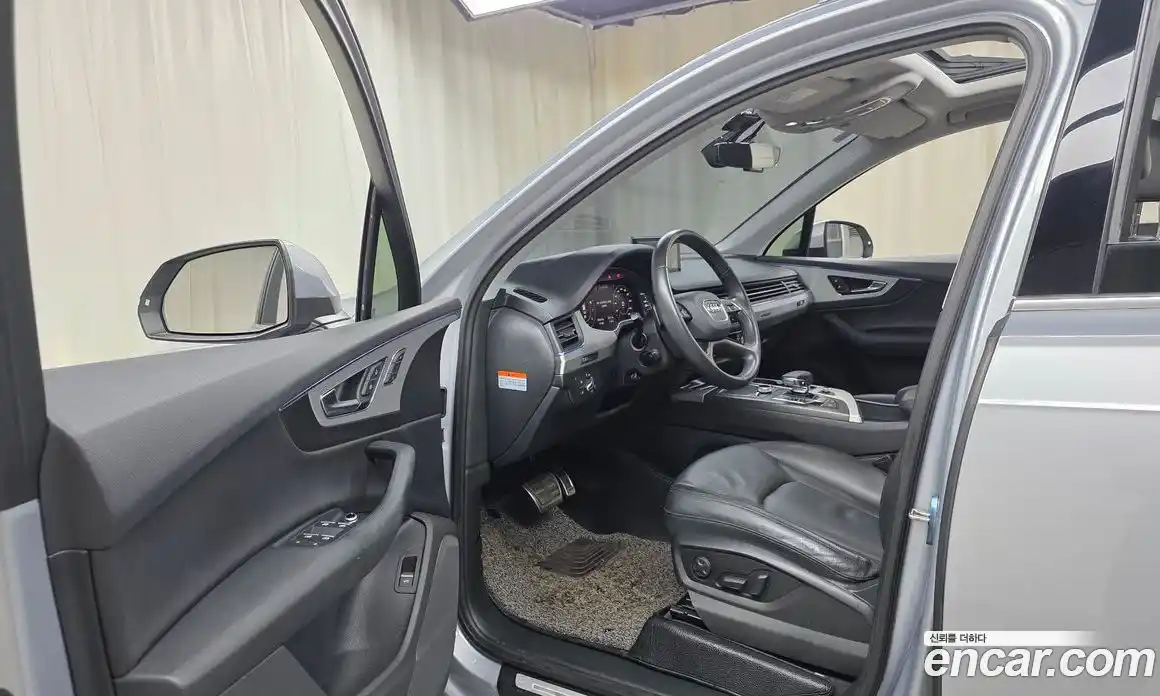 Audi Q7 2019 2.0 Автомат в Москве № 163634, фото 11