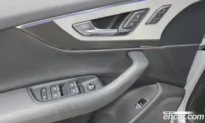 Audi Q7 2019 2.0 Автомат в Москве № 163634, миниатюра 12