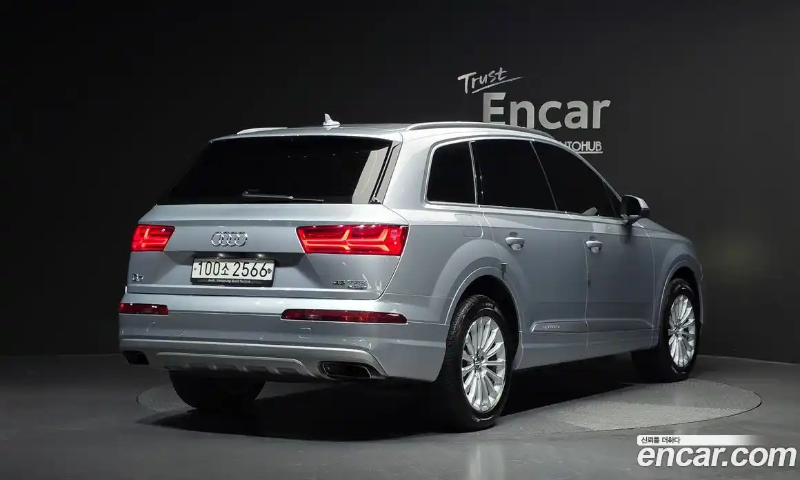 Audi Q7 2019 2.0 Автомат в Москве № 163634, фото 13