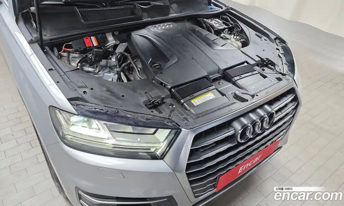 Audi Q7 2019 2.0 Автомат в Москве № 163634, фото 20
