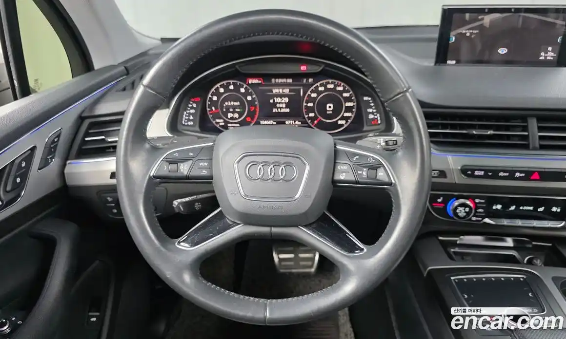 Audi Q7 2019 2.0 Автомат в Москве № 163634, фото 3
