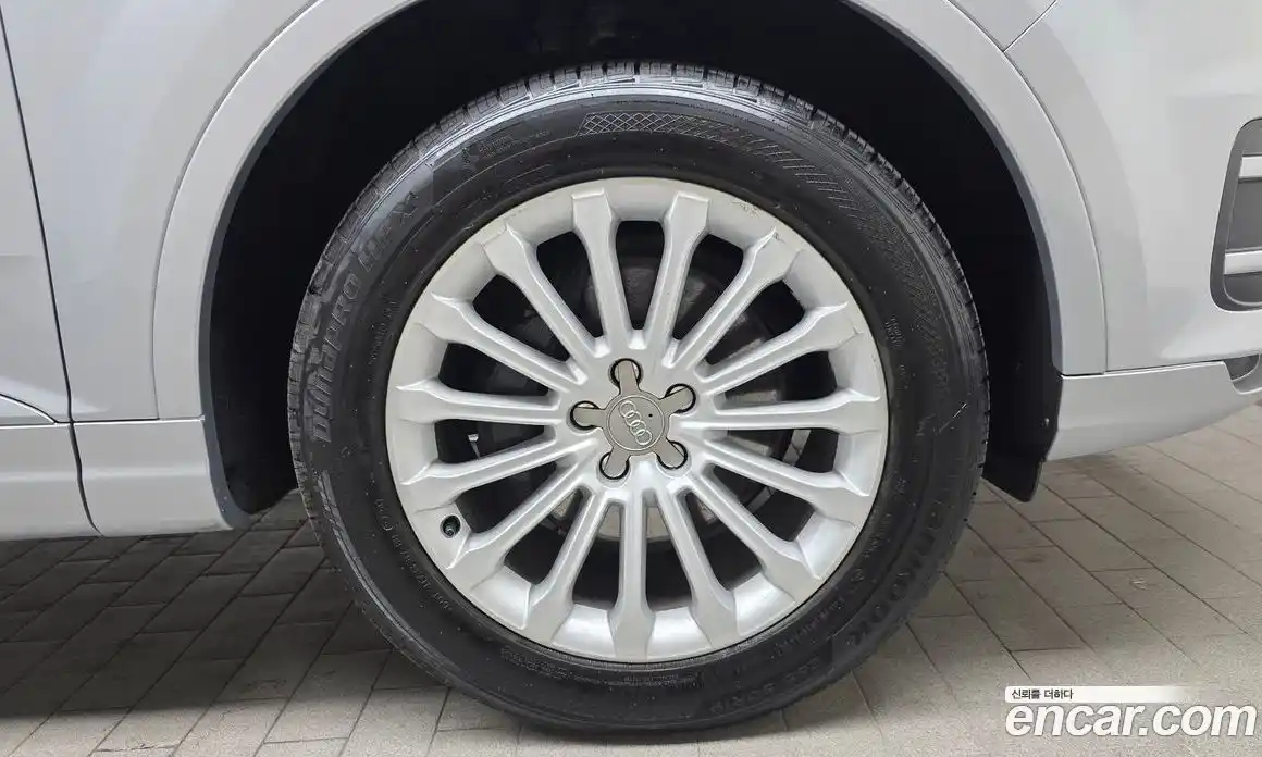 Audi Q7 2019 2.0 Автомат в Москве № 163634, фото 7