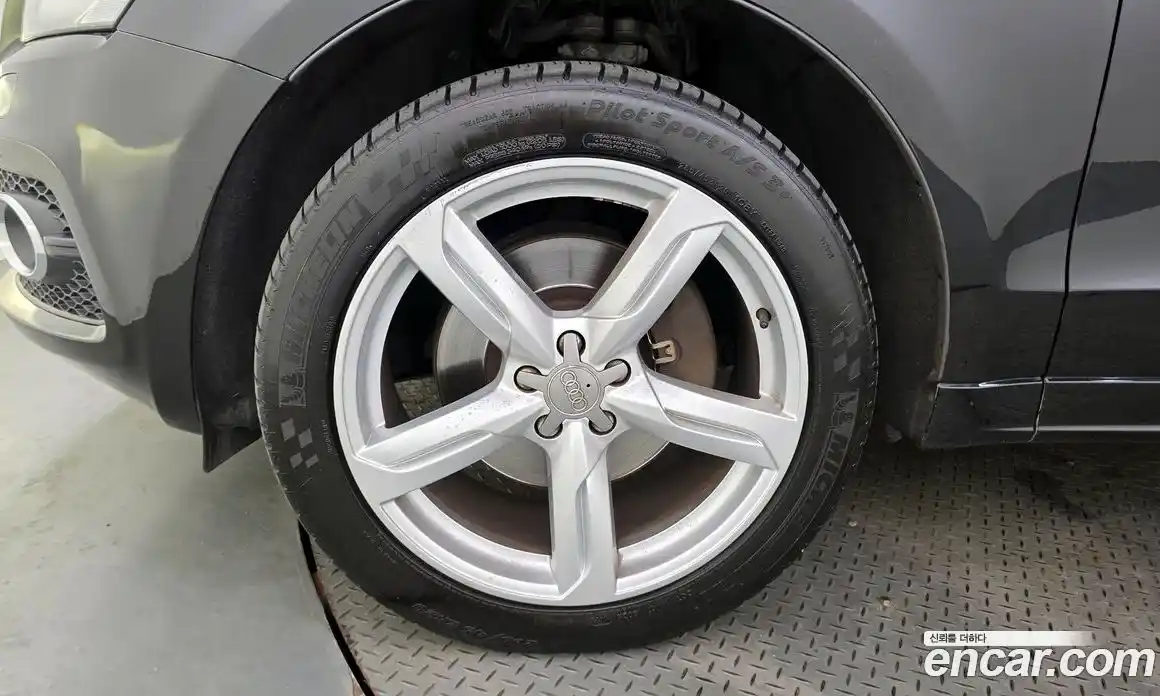 Audi Q5 2011 3.0 Автомат в Москве № 163750, фото 5