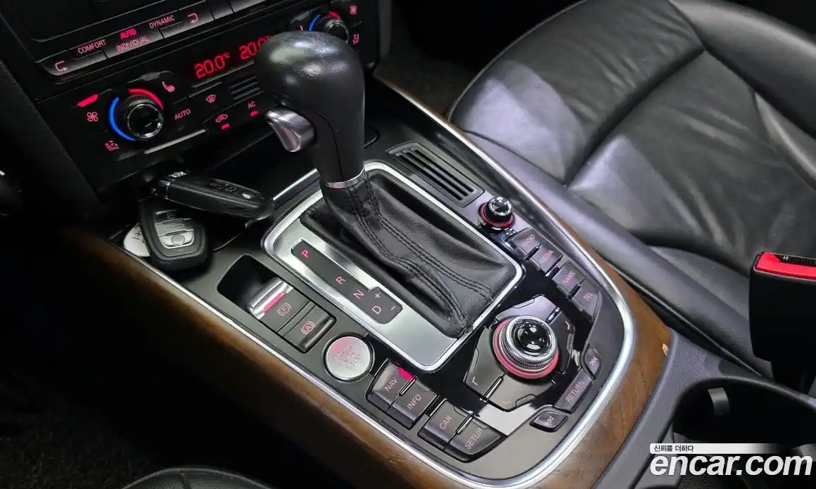 Audi Q5 2011 3.0 Автомат в Москве № 163750, фото 9