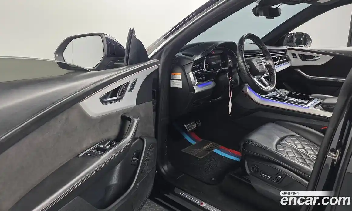 Audi Q8 2021 3.0 Автомат в Москве № 163772, фото 12