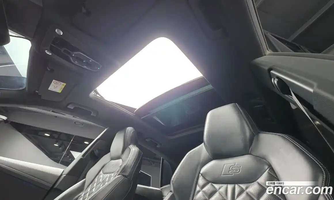 Audi Q8 2021 3.0 Автомат в Москве № 163772, фото 13