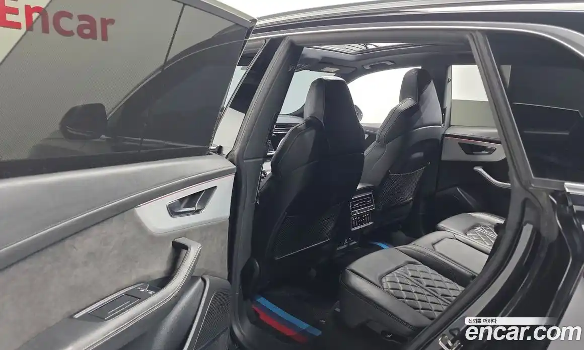 Audi Q8 2021 3.0 Автомат в Москве № 163772, фото 17