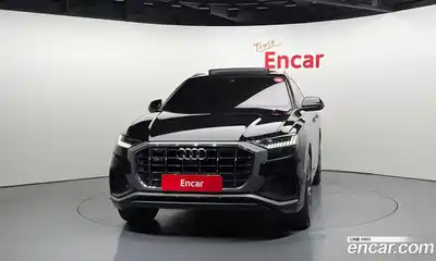 Audi Q8 2021 3.0 Автомат в Москве № 163772, миниатюра 3