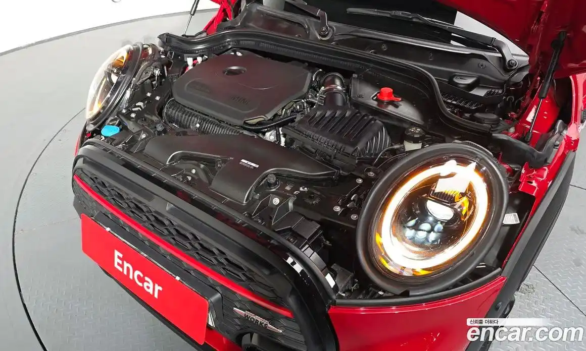 Mini Cooper 2023 2.0 Автомат в Москве № 163935, фото 6