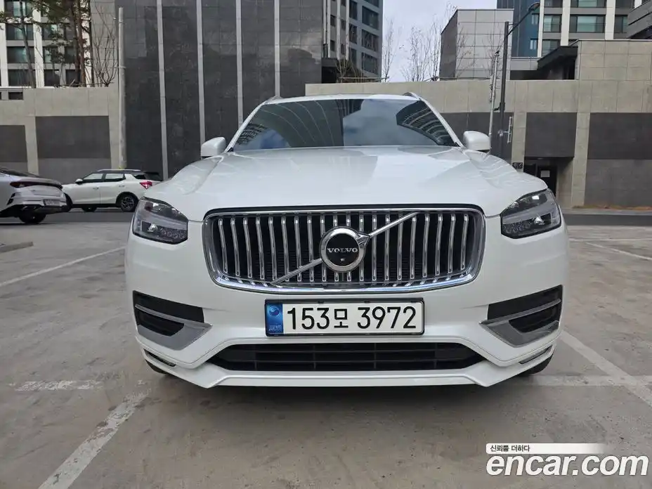 Volvo XC90 2023 2.0 Автомат в Москве № 164787, фото 3