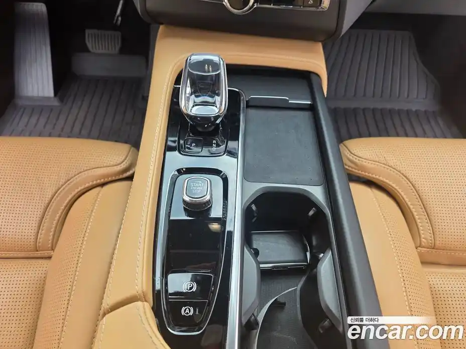 Volvo XC90 2023 2.0 Автомат в Москве № 164787, фото 9