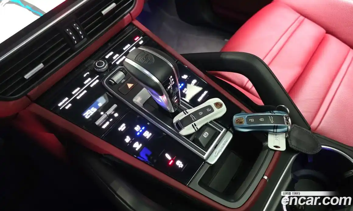 Porsche Cayenne 2021 3.0 Автомат в Москве № 165068, фото 13