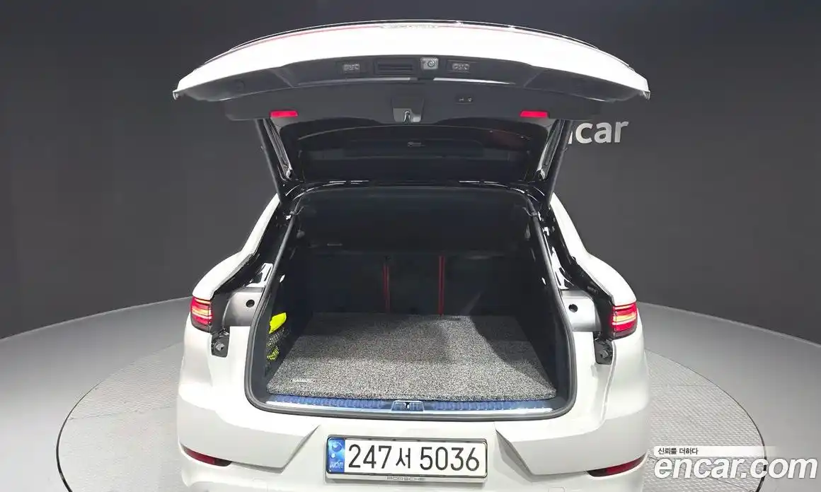 Porsche Cayenne 2021 3.0 Автомат в Москве № 165068, фото 9