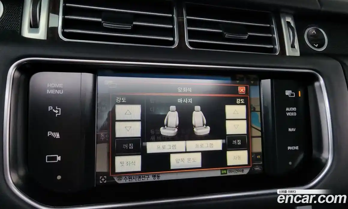 Land Rover Range-Rover 2015 4.4 Автомат в Москве № 166716, фото 17