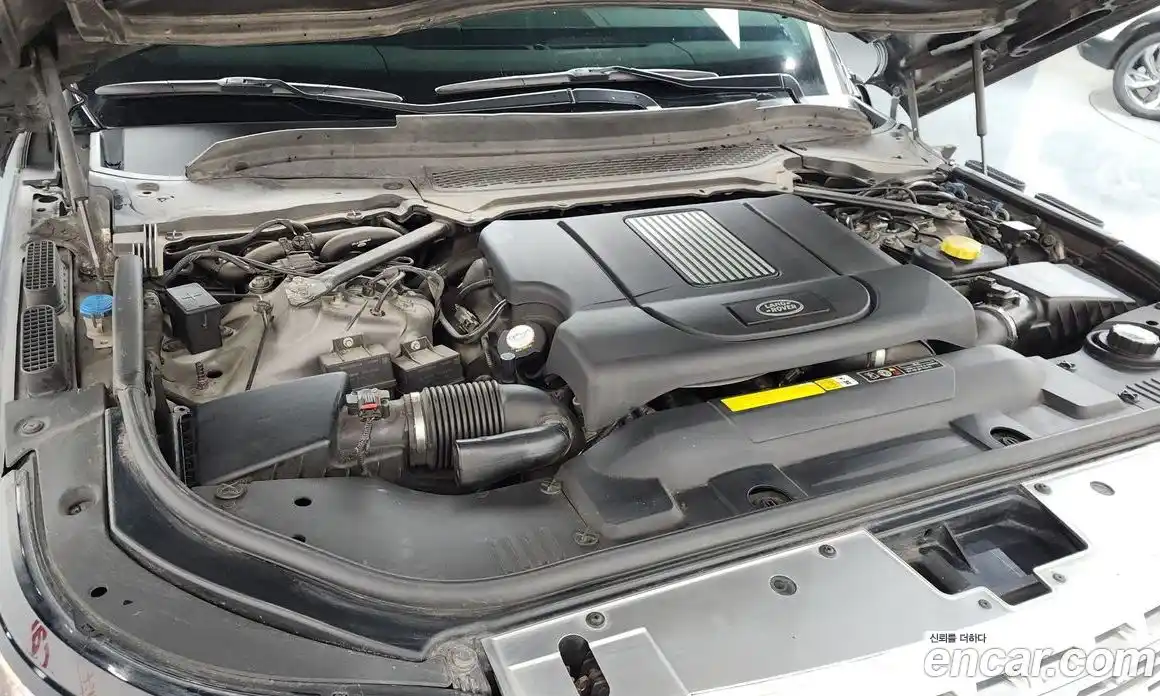 Land Rover Range-Rover 2015 4.4 Автомат в Москве № 166716, фото 6