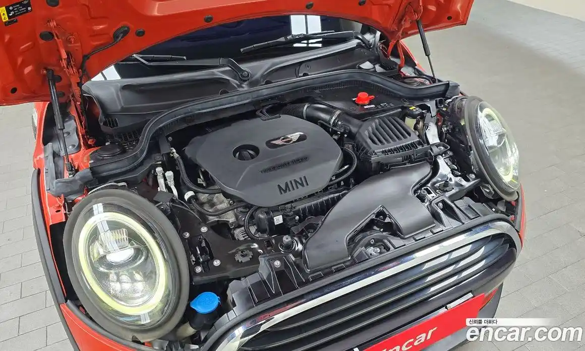 Mini Cooper 2019 1.5 Автомат в Москве № 167138, фото 14